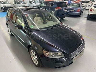 Usado Volvo V50 Momentum 100 CV (73 kW) 2006 Negro Familiar