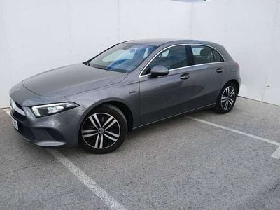 Usado Mercedes A250 218 CV (160 kW) 2021 Gris Utilitario