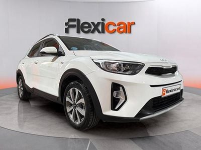 Usado Kia Stonic Plus 84 CV (61 kW) 2022 Blanco SUV