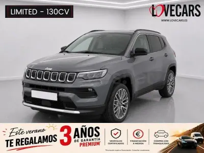 Usado Jeep Compass Limited 130 CV (95 kW) 2022 Gris / plata SUV