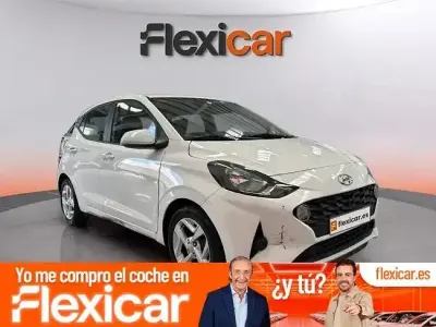 Usado Hyundai i10 67 CV (49 kW) 2021 Negro Utilitario