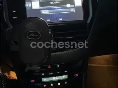 Usado Peugeot 2008 Allure 100 CV (73 kW) 2015 Blanco SUV