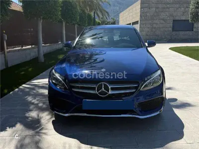 Usado Mercedes C220 AMG line 170 CV (125 kW) 2017 Azul Berlina