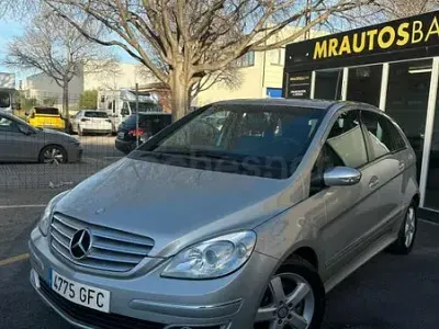 Usado Mercedes B180