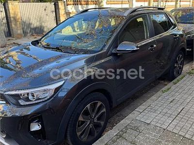 Gris / plata Usado 2019 Kia Stonic SUV | 15.000 € (Precio justo)