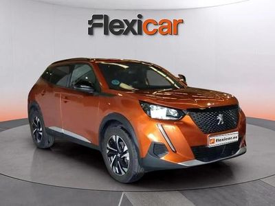 Usado Peugeot 2008 Allure 131 CV (96 kW) 2023 Naranja SUV