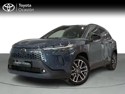Usado Toyota Corolla Cross Style 178 CV (130 kW) 2025 Gris / plata SUV