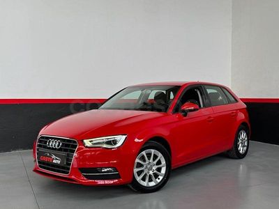 Usado Audi A3 Advanced 110 CV (80 kW) 2015 Rojo Berlina