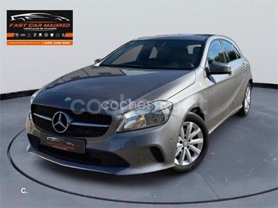 Gris / plata Usado 2016 Mercedes A180 Urban Berlina | 11.990 € (Precio justo)