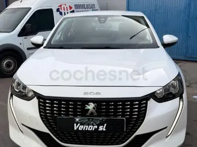 Usado Peugeot 208 Active 100 CV (73 kW) 2021 Blanco Utilitario