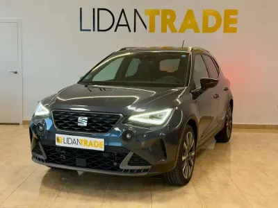 Usado Seat Arona FR 150 CV (110 kW) 2024 Gris SUV