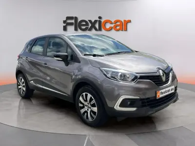 Usado Renault Captur Life 90 CV (66 kW) 2020 Gris SUV