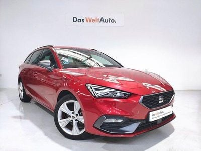 Usado Seat Leon FR 150 CV (110 kW) 2024 Rojo Familiar