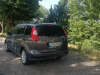 Usado Mazda 5 Active 110 CV (80 kW) 2007 Gris / plata Monovolumen