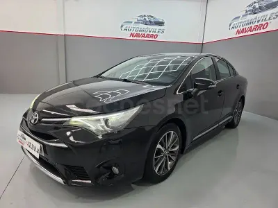 Usado Toyota Avensis Executive 150 CV (110 kW) 2015 Negro Berlina