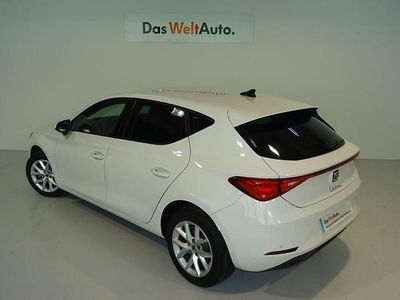Usado Seat Leon Style 110 CV (80 kW) 2025 Blanco
