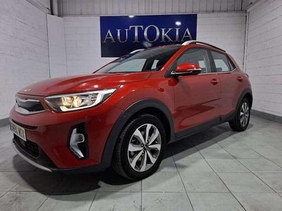 Rojo Usado 2022 Kia Stonic SUV | 17.600 € (Un poco caro)