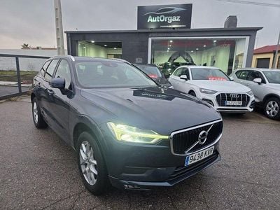 Usado Volvo XC60 Momentum 190 CV (139 kW) 2019 Azul SUV