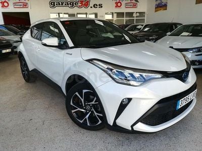 Käytetty Toyota C-HR Advance 122 HP (89 kW) 2021 Valkoinen Katumaasturi