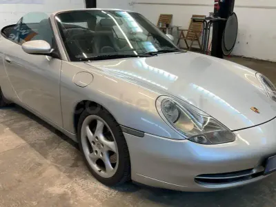 Usado Porsche 911 Carrera Cabriolet 320 CV (235 kW) 2001 Gris / plata Descapotable