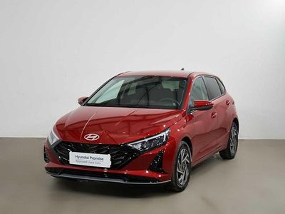 Dragon red Nuevo 2025 Hyundai i20 Berlina | 21.990 € (Precio justo)