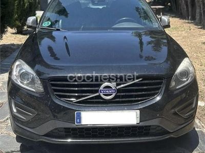 Negro Usado 2017 Volvo XC60 R-Design Momentum SUV | 16.800 € (Un poco caro)