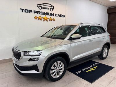 Usado Skoda Karoq Ambition 115 CV (84 kW) 2022 Gris / plata SUV