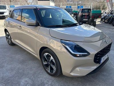 Usado Suzuki Swift 83 CV (61 kW) 2025 Beige Utilitario