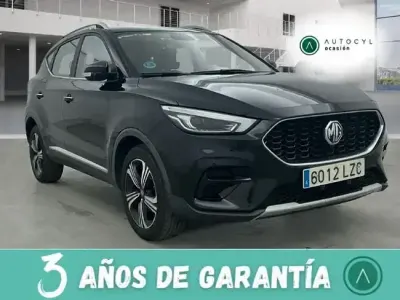 Käytetty MG ZS Comfort 106 HP (77 kW) 2022 Musta Katumaasturi