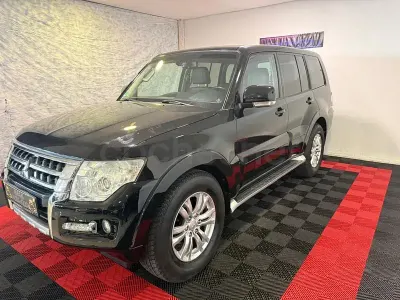 Usado Mitsubishi Montero 190 CV (139 kW) 2018 Negro SUV