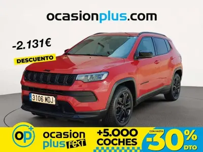 Usado Jeep Compass Night Eagle 130 CV (95 kW) 2023 Rojo SUV