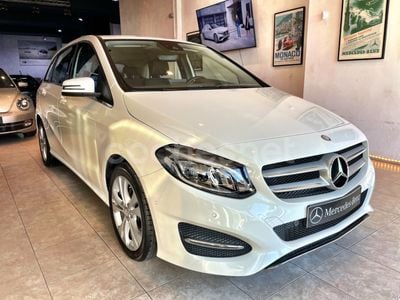 Mercedes B200