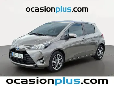 Usado Toyota Yaris 100 CV (73 kW) 2020 Gris