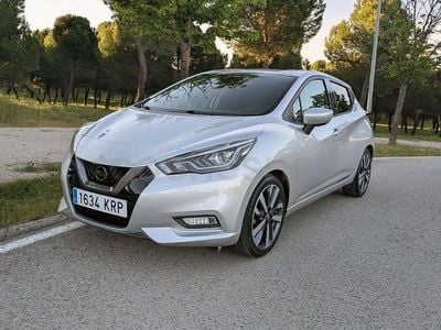 Usado Nissan Micra Tekna 90 CV (66 kW) 2018 Gris / plata Utilitario