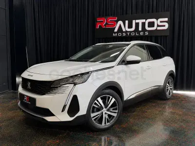 Usado Peugeot 3008 Active 130 CV (95 kW) 2021 Blanco SUV