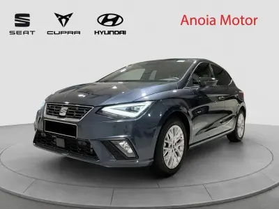 Usado Seat Ibiza FR 116 CV (85 kW) 2025 Gris / plata Utilitario