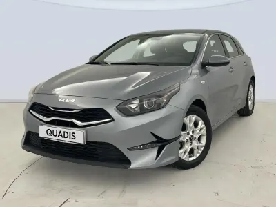 Usado Kia Ceed 120 CV (88 kW) 2022 Gris Utilitario