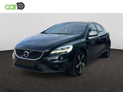 Usado Volvo V40 R-Design Momentum 120 CV (88 kW) 2019 Negro Utilitario