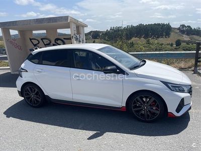 Usado Hyundai i20 204 CV (150 kW) 2023 Blanco Berlina