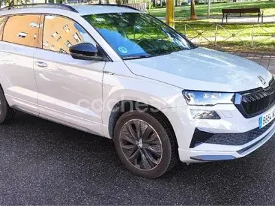 Begagnad Skoda Karoq SportLine 150 HK (110 kW) 2022 Grå SUV