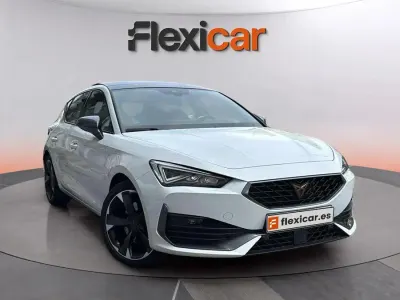 Usado Cupra Leon 150 CV (110 kW) 2023 Blanco Berlina
