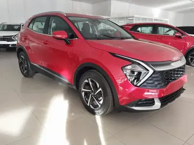 Usado Kia Sportage 150 CV (110 kW) 2024 Rojo SUV