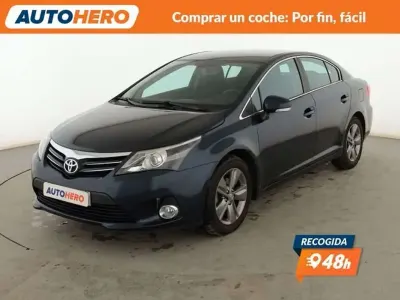 Usado Toyota Avensis Advance 147 CV (108 kW) 2015 Gris Berlina