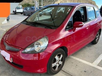 Usado Honda Jazz ES 83 CV (61 kW) 2007 Rojo Utilitario