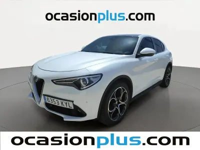Usado Alfa Romeo Stelvio Executive 190 CV (139 kW) 2019 Blanco SUV