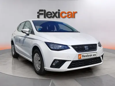 Usado Seat Ibiza Reference 95 CV (69 kW) 2024 Blanco Utilitario