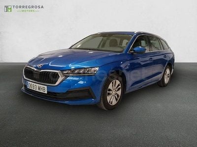 Usado Skoda Octavia Ambition 150 CV (110 kW) 2023 Azul Familiar