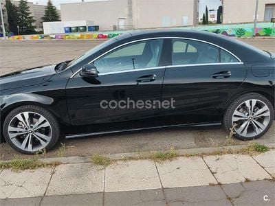 Occasion Mercedes CLA180 136 PK (100 kW) 2019 Zwart Sedan