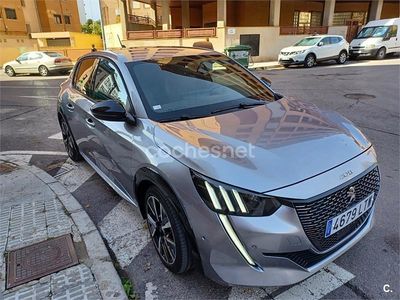 Usado Peugeot 208 GT 130 CV (95 kW) 2021 Gris / plata Utilitario