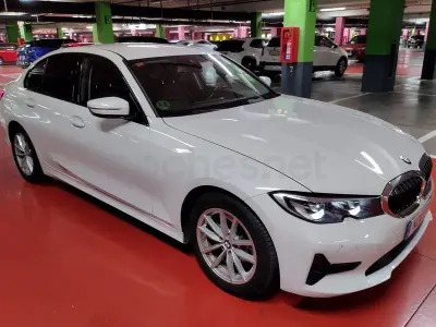 Usado BMW 320 Comfort Edition 190 CV (139 kW) 2019 Blanco Berlina
